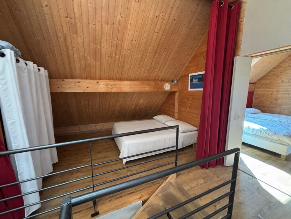 Intérieur du gîte — chambre